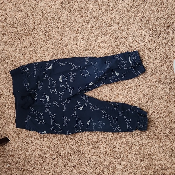 4 pants for the price of 1 - Picture 2 of 7